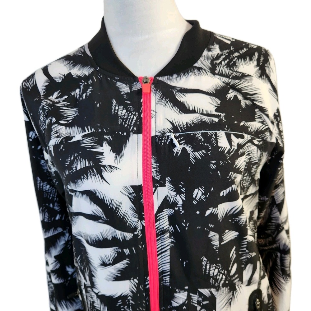 Fabletics Diana Bomber Jacket Womens Small Black & White Malibu Leaf Print Top - Picture 6 of 16